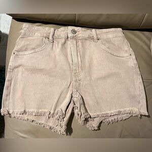 Zenana Outfitters Taupe Jean Shorts Frayed Hem